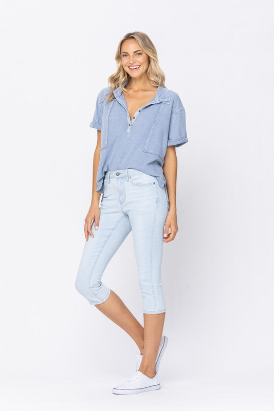 Mid Rise Ultra Light Skinny Capri - Debs on 5th