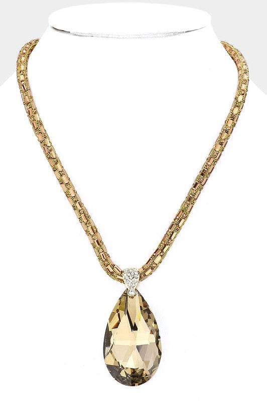 Teardrop Pendant Bling Necklace - Debs on 5th
