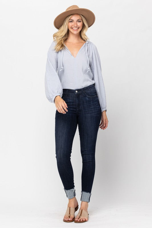 Midrise Cuffed Skiny Jeants - Debs on 5th