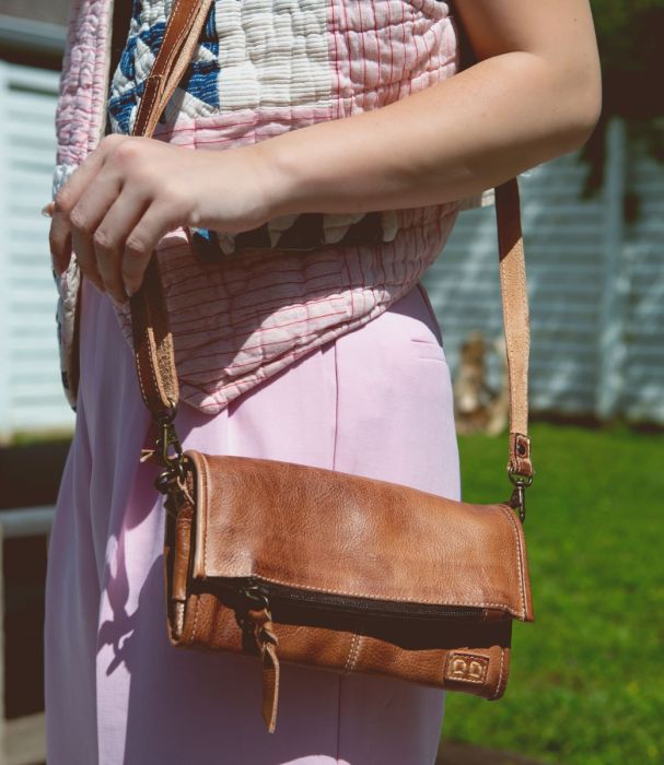 Amina Crossbody Wallet - Debs on 5th