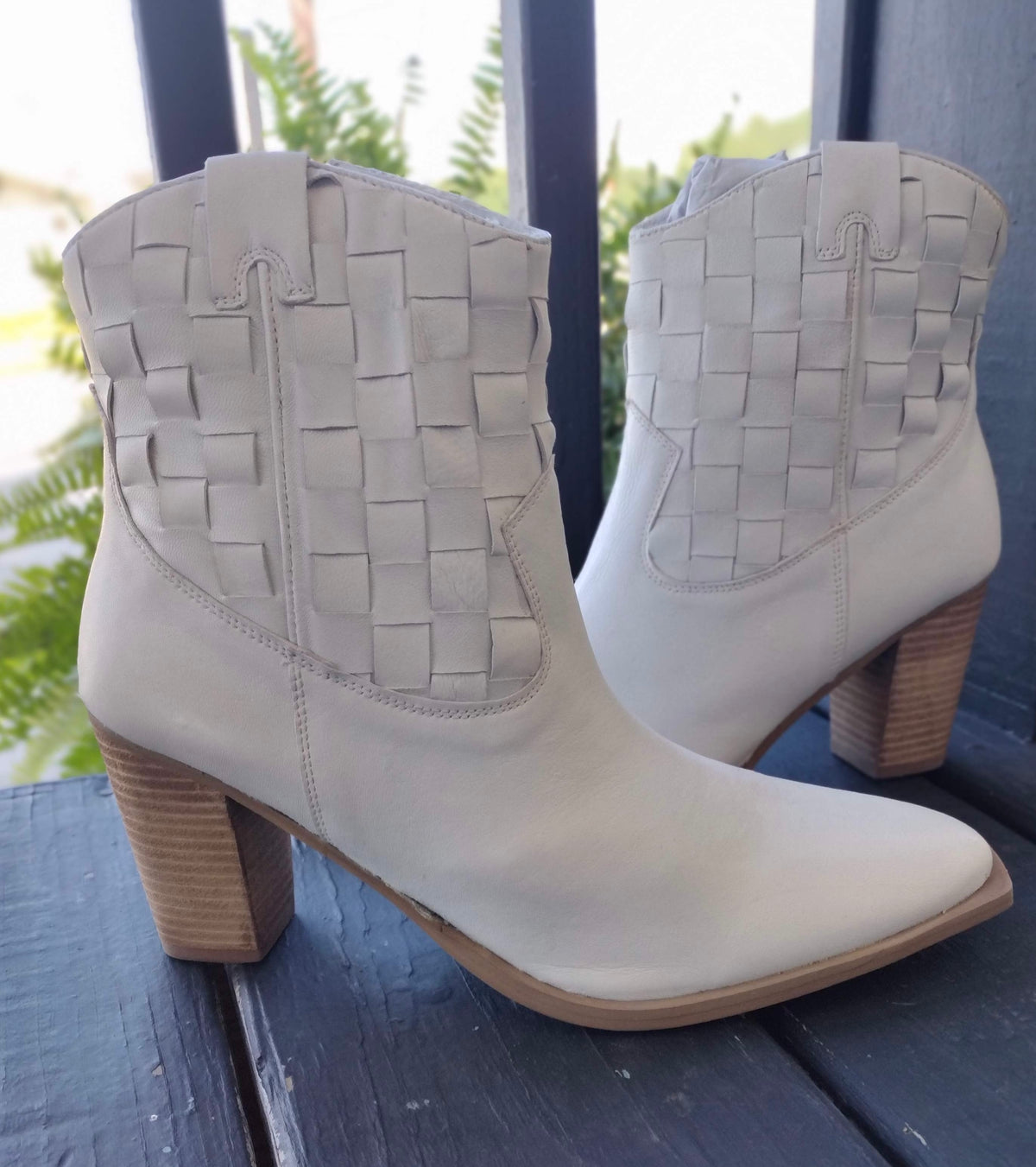 Dawn Bootie - Debs on 5th